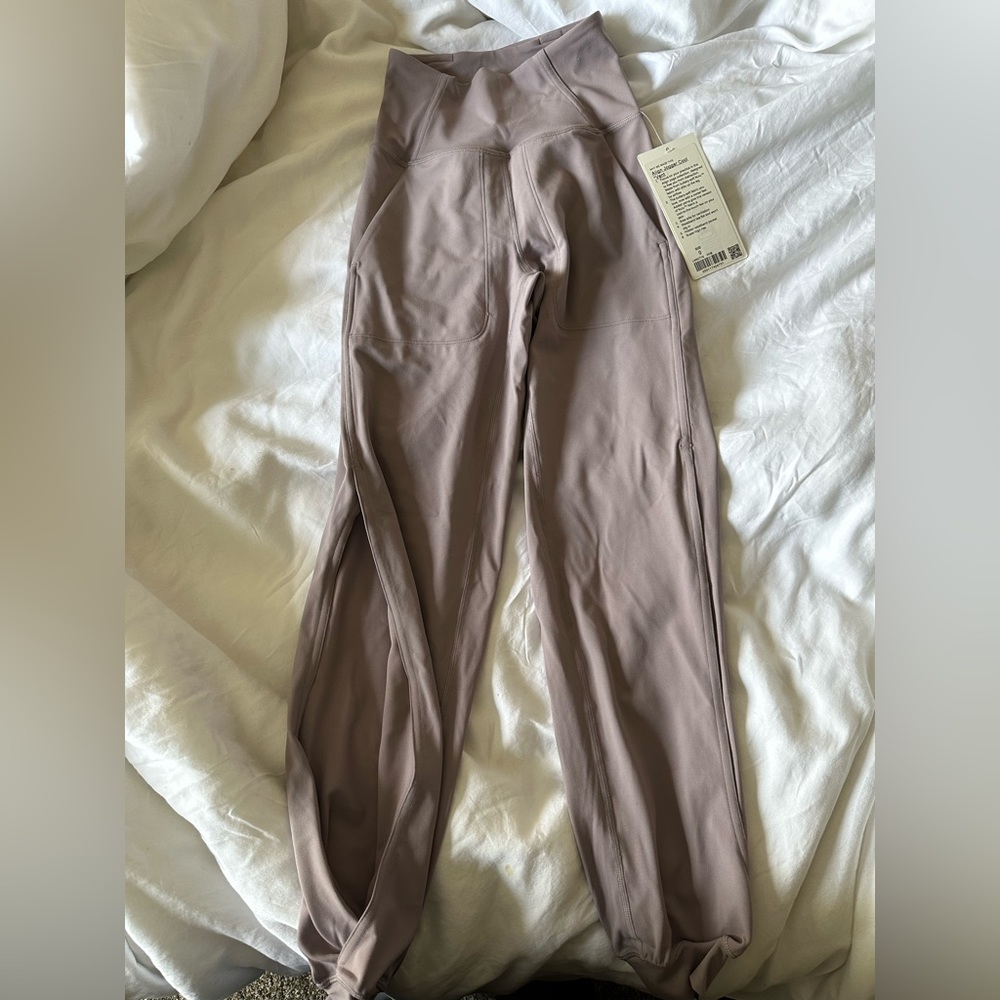 Lululemon align cool joggers *with vent